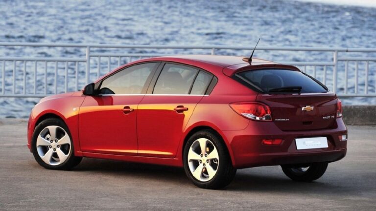 Unveiling the All-New 2026 Chevrolet Cruze Hatchback: Release Date and Beyond